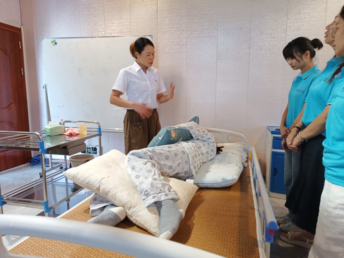 培训心得：分享我在佛山家政服务学习养老护理中的收获